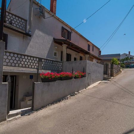 Apartment Andrija Vrbnik Kültér fotó