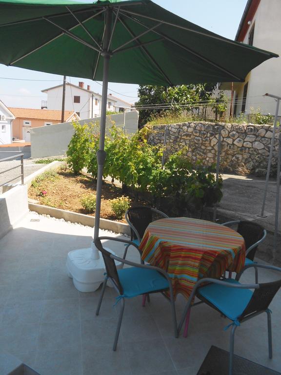 Apartment Andrija Vrbnik Kültér fotó