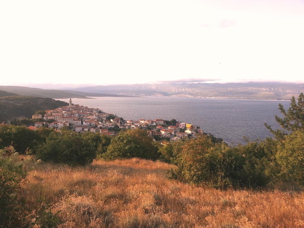 Apartment Andrija Vrbnik Kültér fotó