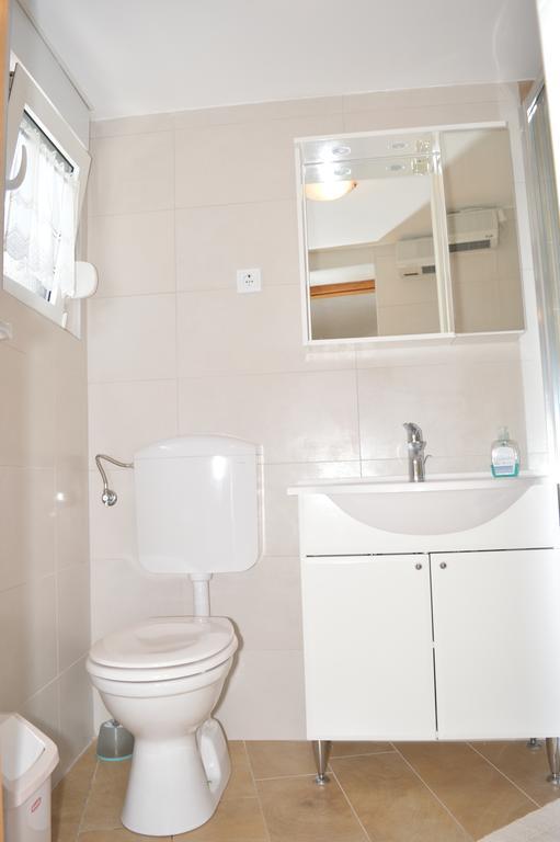 Apartment Andrija Vrbnik Kültér fotó