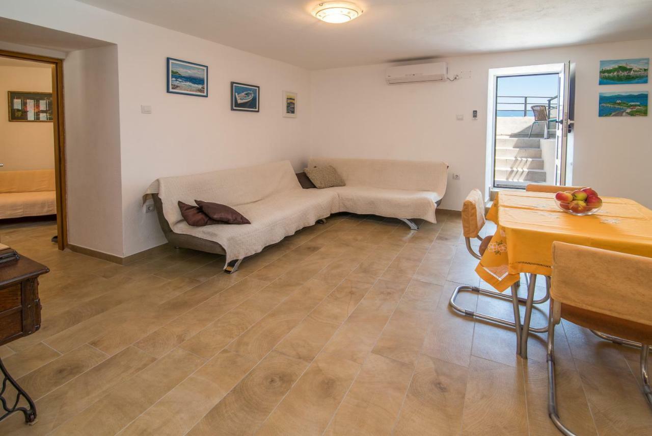 Apartment Andrija Vrbnik Kültér fotó